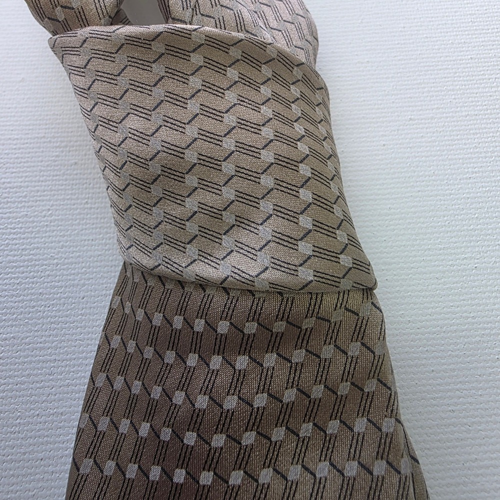 The Arrow Company Mens Geometric Pattern Silk-Look Taupe Beige Necktie Formal‎